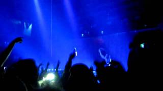 Rusko - Hold On ft. Amber Coffman (Sub Focus Remix) @ Webster Hall NYC 10/29/2010 [HD]