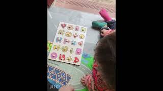 Thiên Anh 17 tháng thích chơi lắp ghép