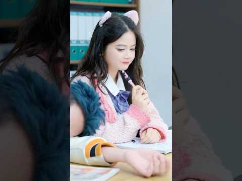 Holding Hands Like This #lilymeow #lilymiumiu  #couplegoals #schoolcrush #schooldrama