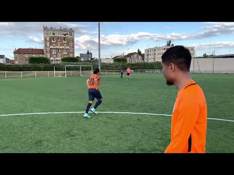 Flynet A 2 - 4 La Distillerie Cru : FLA foot à 7 - 1ère Division (J25)