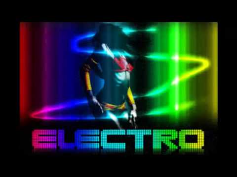 Zedd &. Alvaro ft. Hayley Williams - Stay The Night