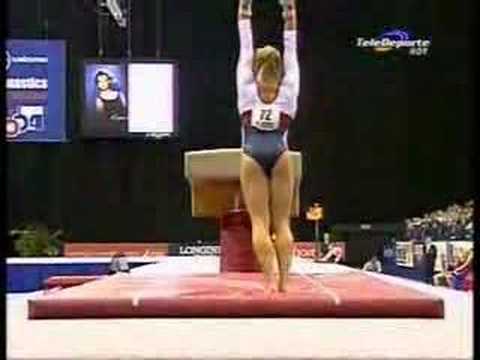 Alicia Sacramone (USA) - 2004 World Cup Final - VT