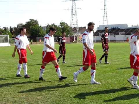 CFR Timisoara - UTA Arad intrarea jucatorilor pe teren