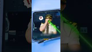 Download lagu Sinar Laser vs Pesawat Terbang mp3 Download lagu Sinar Laser vs Pesawat Terbang mp3