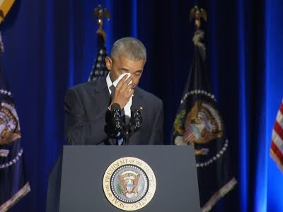 Obama Gets Emotional Thanking His Wife, Family - YouTube