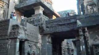 preview picture of video 'cave temples of Ellora, India'