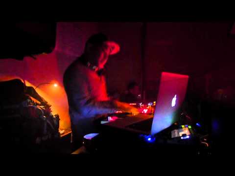 20120408  SHING02 & DJ A-1 / アライバリズム「春巡 '12」@naked space ①（延期公演）　DJ　A－１