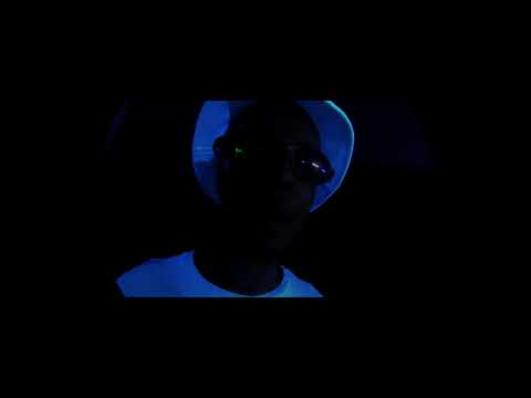 Celestino011 - MIRA LASER (Prod.MedineX) CLIPE OFICAL