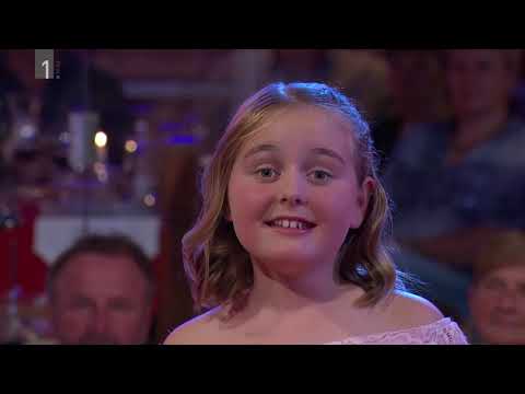 Ansambel Jureta Zajca z Anjo Zajc - Pikapolonica (Slovenski pozdrav, 6.12.2019)