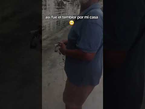 M7.5 Earthquake subsides from a house in Puerto Cabello, Carabobo, Venezuela