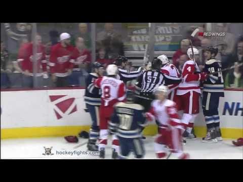 Drew Miller vs Derek MacKenzie
