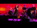 Patty Smyth and Scandal perform Make Me A Believer