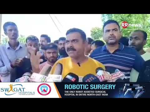 Bengali Desk -Locals of Gungoor area staged protest outside the gate of the regional UNANI centre.