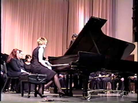 Jessica Mellott plays Saint-Saens piano concerto in G minor op. 22 first movement
