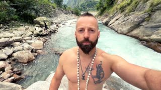 Download lagu Nepal Himalayan Adventure: Landslides & Gongo 🇳🇵 mp3