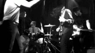 Muuy Biien - "Human Error/Fallin' Out" Live