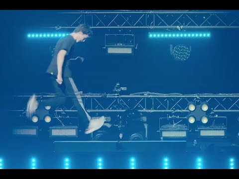 Henri PFR sur la scène du Fun Radio Ibiza Experience 2019