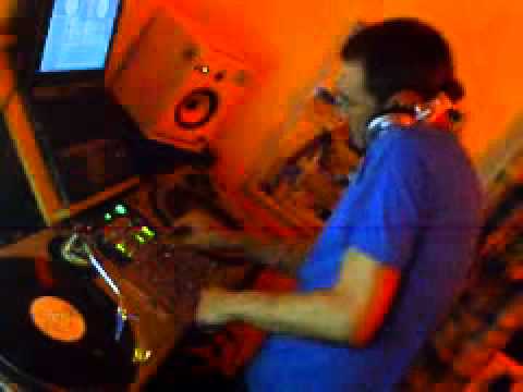 STREAMIZM 1st BIRTHDAY / BERT DARKSIDE CLUEKID UNLIKELY KION / OCT 2007