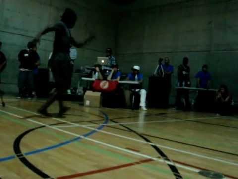 Legz Crew 8ieme Anniversaire Bboy 7 to SmoKe Ill Mask vs Closet Monsters