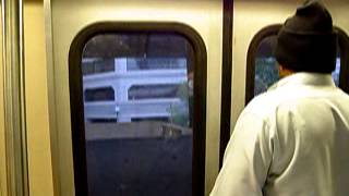 preview picture of video 'WMATA Red Line train to Silver Spring goes out of service'