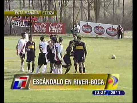 pelea river vs boca partido de inferiores