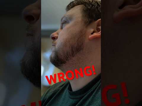 How to line up your neck #beard #haircut #barber #beardtrim #beardlineup #beardtips