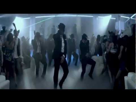 UKM & DJ Trademark - Turn On (Chris Brown ft. T-Pain) Mashup HD