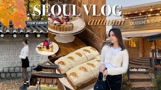 FALL IN SEOUL 🍂 Deoksugung palace, cozy cafe, Michelin ramen, neighborhood night stroll