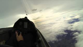 preview picture of video 'Soaring wave - gliding at Aboyne Scotland - GoPro'