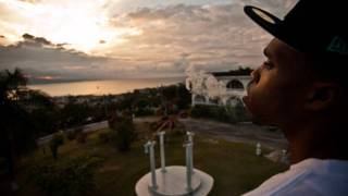 Curren$y ft. Lil Wayne- Smoke Sum&#39;n