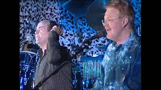 Birtles Shorrock Goble (Little River Band) - It&#39;s A Long Way There (Live at The Basement)