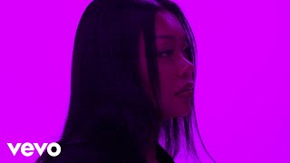 Download lagu Denise Julia - BODY ON ME mp3