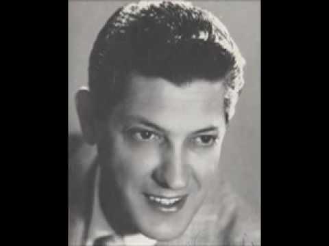 Luciano Virgili canta Come le rose