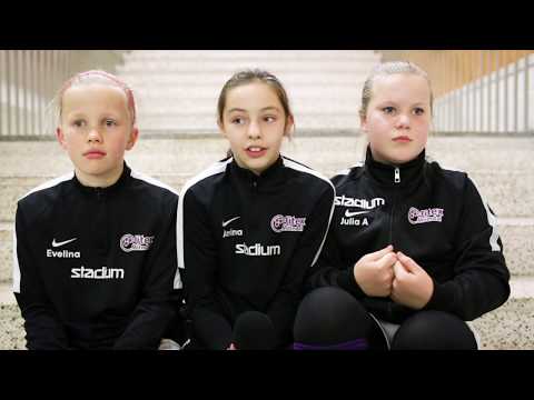 Tjäna pengar till laget liksom Jitex fotbollstjejer