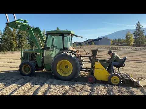 Garmach AGP-3R Garlic Planter | Efficient 3-Row Garlic & Bulb Planting Machine 🌱
