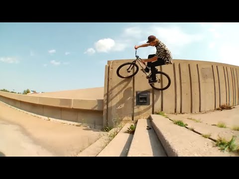 MTB Street Riding in Montreal ! - Unexpected Thursday 36