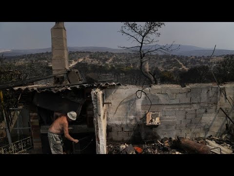 New heat wave: Greece struggles to bring fires under control