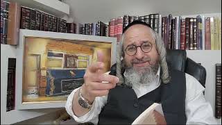 שיעורים קצרים *הכנה לאורות ימי הפורים* ה'תשפ"ה – ביידיש – 2 – הכנעת הגאווה של קליפת המן (הרב מוטה פראנק) - התמונה מוצגת ישירות מתוך אתר האינטרנט יוטיוב. זכויות היוצרים בתמונה שייכות ליוצרה. קישור קרדיט למקור התוכן נמצא בתוך דף הסרטון