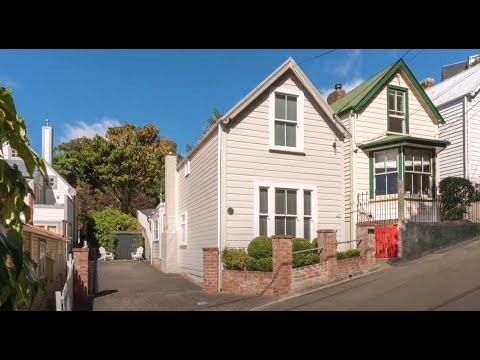 17 Ascot Street, Thorndon - Wellington (Mike Robbers & Socheata Tep)