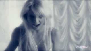 Britney Spears - Feet On The Ground (Collab Part)