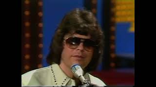Ronnie Milsap - Please Don’t Tell Me How The Story Ends