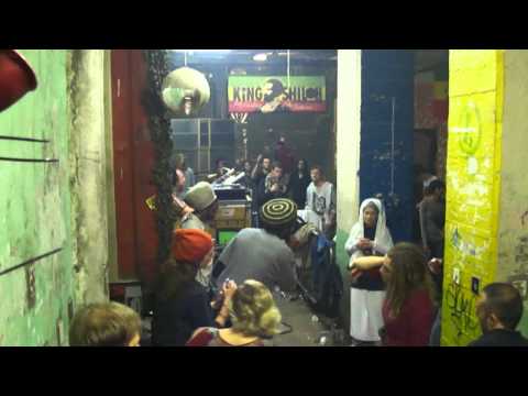 King Shiloh Family - 09 10 2010 @ NDSM Amsterdam #2