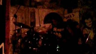 Apextheia-live at street attack squat,thessaloniki 02/11/08