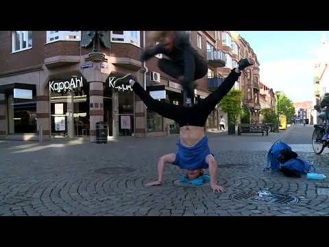 Cirkus Julius och Björn i Halmstad - Spring! (TV4)