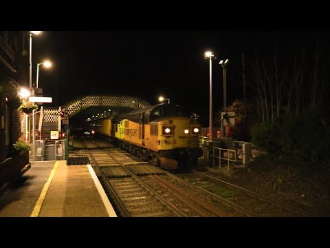 Colas Rail 37099 thrashes out of Brundall after a signal stop