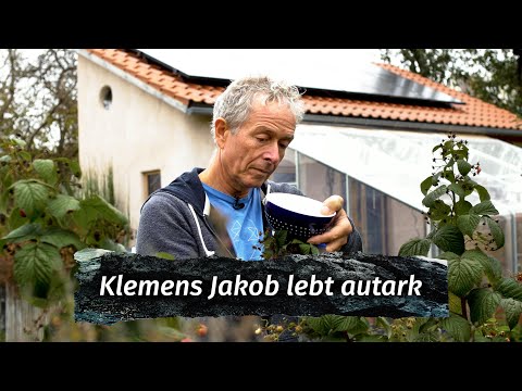 From dependence to a self-sufficient life - Klemens Jakob lives with nature's cycles