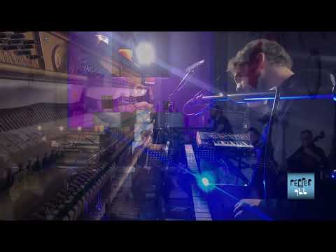 "The Church Sessions" by Pepper 96,6: Theodore –«Run»