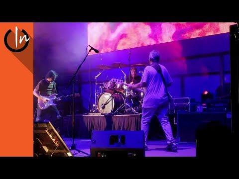 download lagu mp3 mp4 Enanitos Verdes Vivo Beach Club, download lagu Enanitos Verdes Vivo Beach Club gratis, unduh video klip Enanitos Verdes Vivo Beach Club