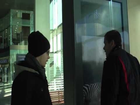 3. Beste Umsetzung 2012 - Team Grau - "Unfreundlichkeit tut weh"