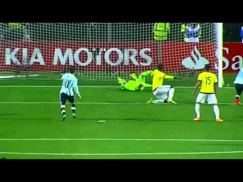 Ospina Save vs Lionel Messi
